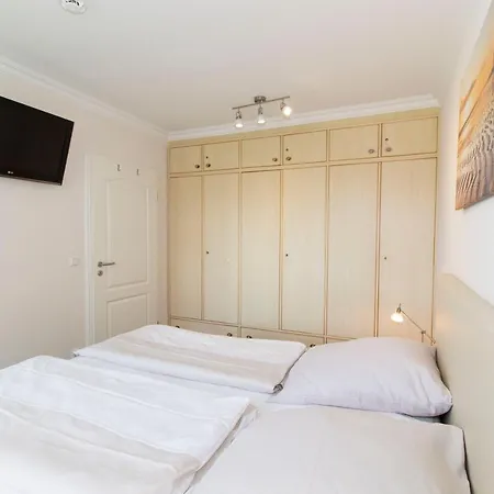 Kurpark-residenz 121 *