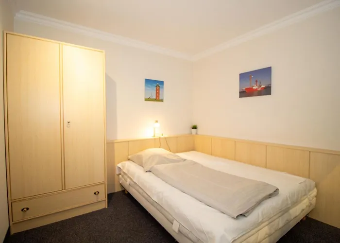 Kurpark-residenz 121 *